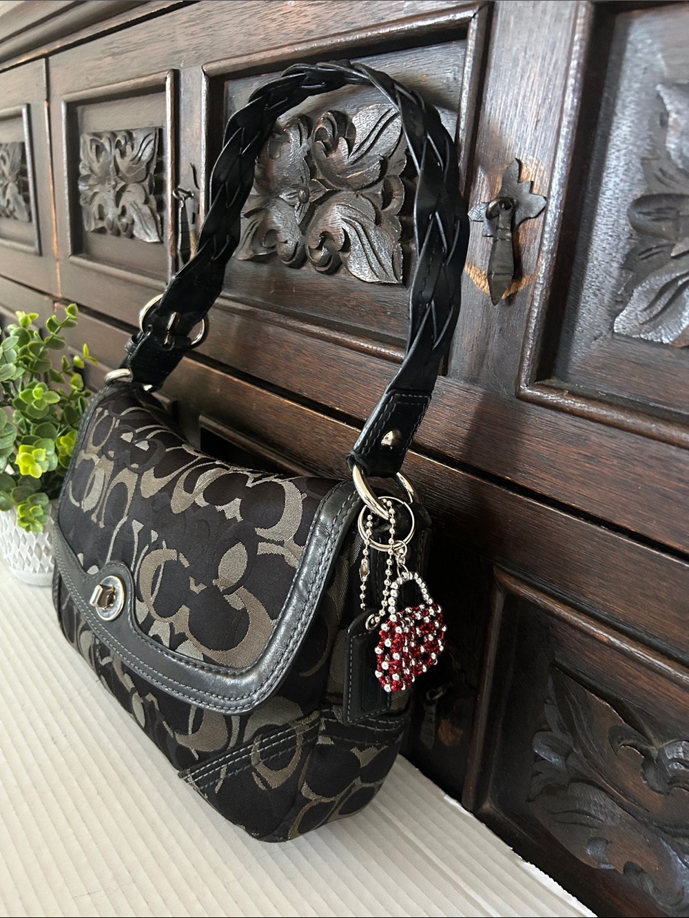 Vintage Y2K Coach Black and Tan Signature Jacquard Shoulder Bag